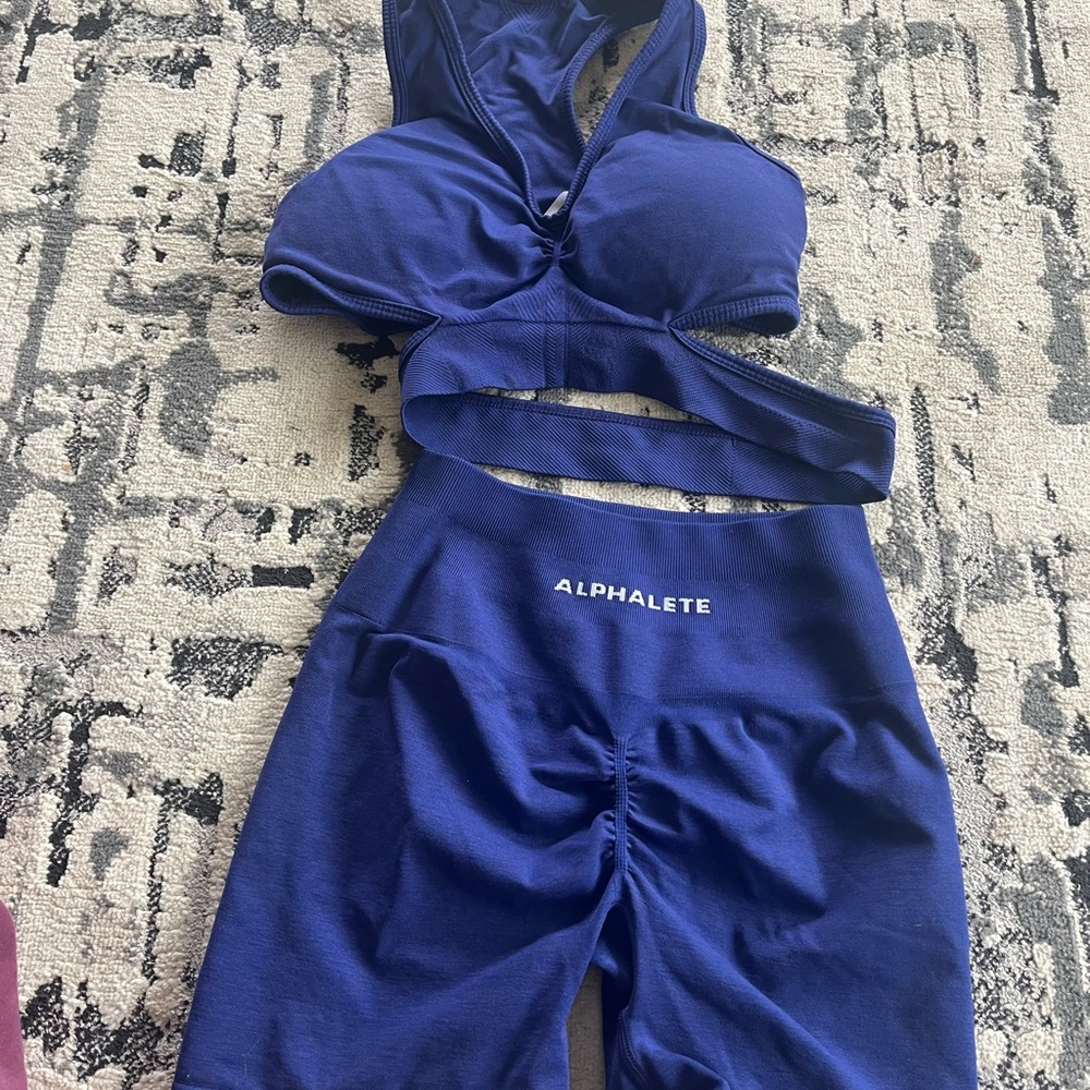 Alphalete True Indigo Sports Bra and Shorts Set
